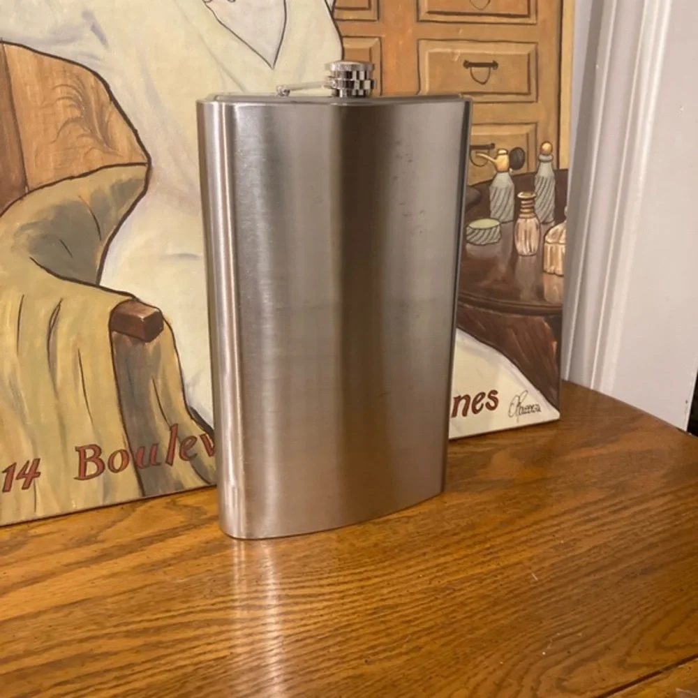 Flask Stainless Steel Oversized 64 oz NIB - Picture 2 of 5